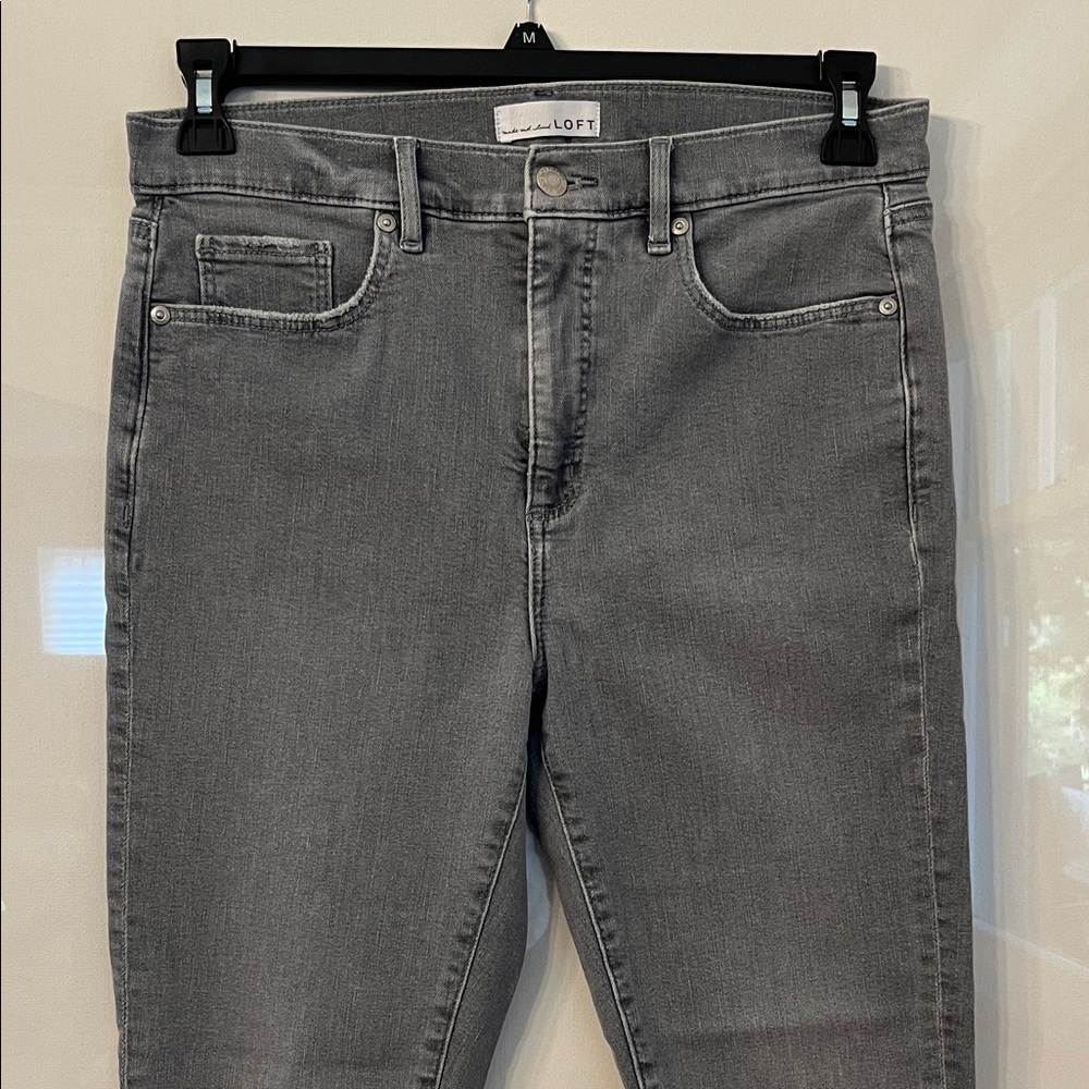 LOFT Women's Charcoal Skinny Jeans